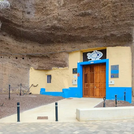 Las Velas Nyaraló